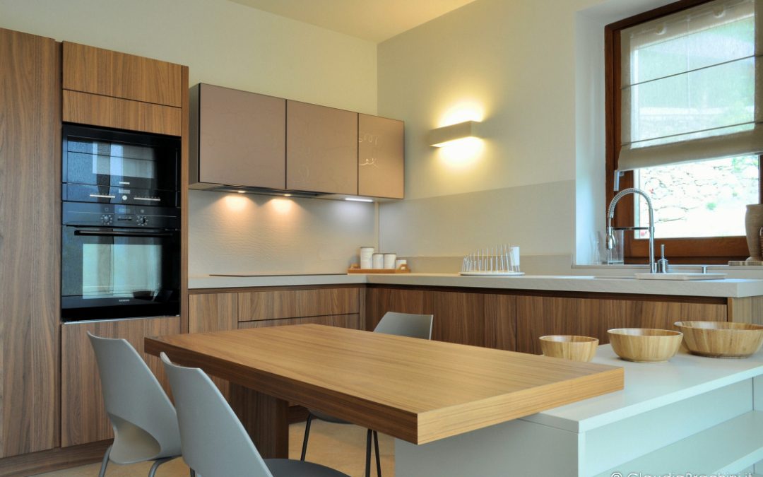 Cucina in noce canaletto