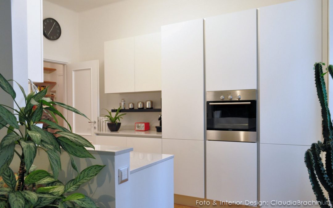 cucina total white con gola