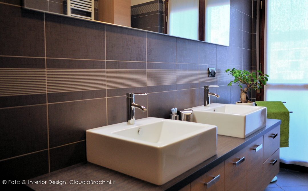 Bagno rovere sbiancato con doppio lavabo
