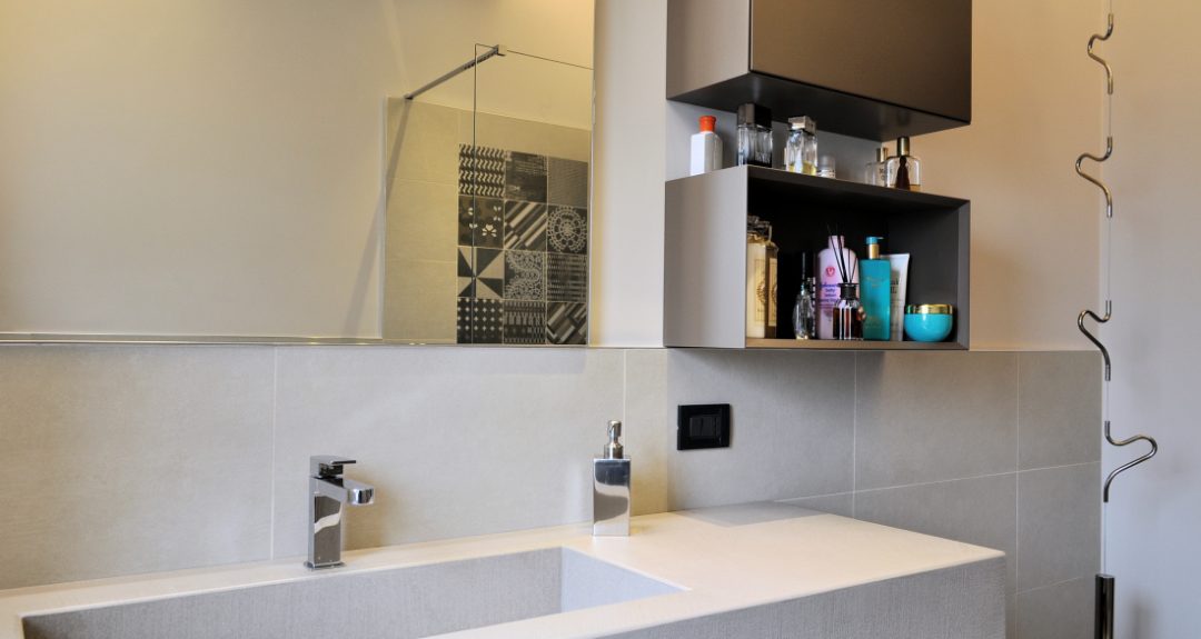 bagno tortora e resina di cemento