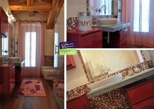 bagno fucsia con mosaico