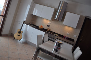 cucina bianco lucido