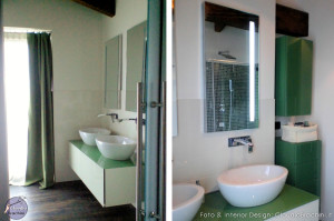 bagno bianco e verde interior design