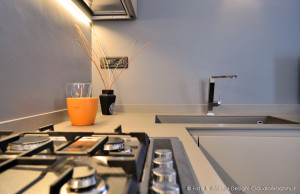 cucina tortora con top in gres
